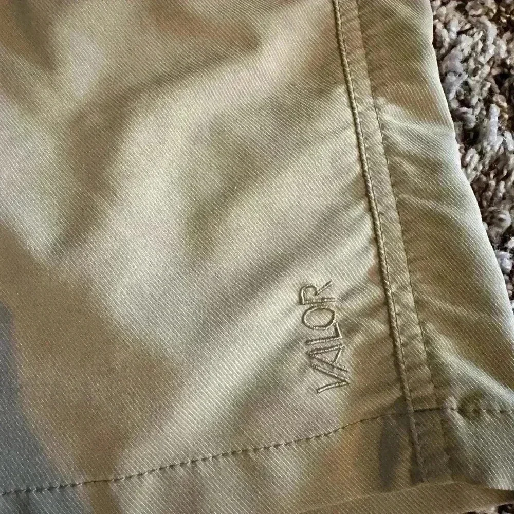 Valor Boy's Surf & Turf Hybrid Board Performance Shorts board shorts khaki 14